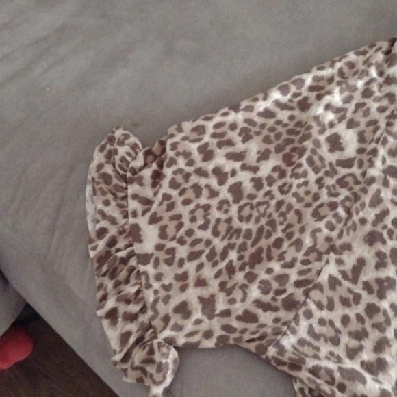 Top - Picture 4 of 4